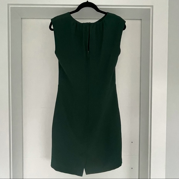 Size 10 H&M fitted dress - forest green - Picture 3 of 5